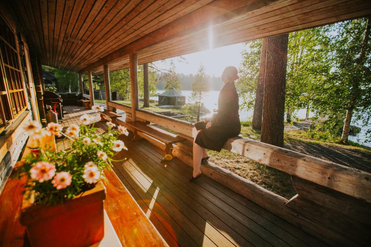 Revontuli Resort Glass Igloos Hankasalmi Eksteriør billede
